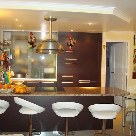 Agreable D'hote A 50m De La Cannes